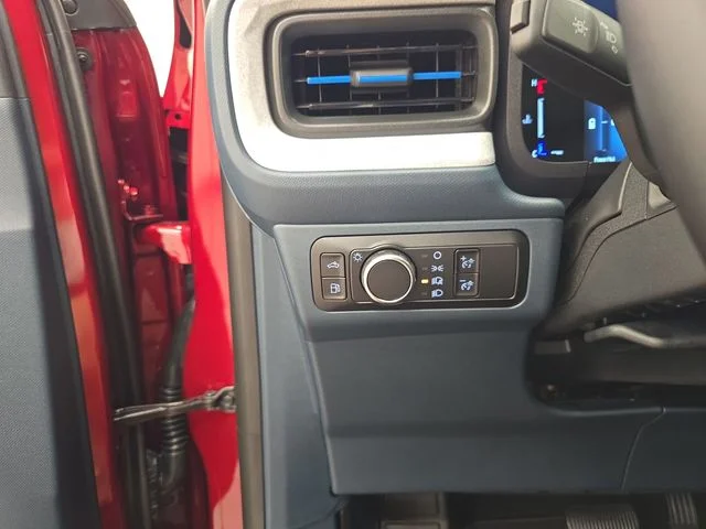 New 2026 Ruby Red Metallic Tinted Clearcoat Ford XLT image 37