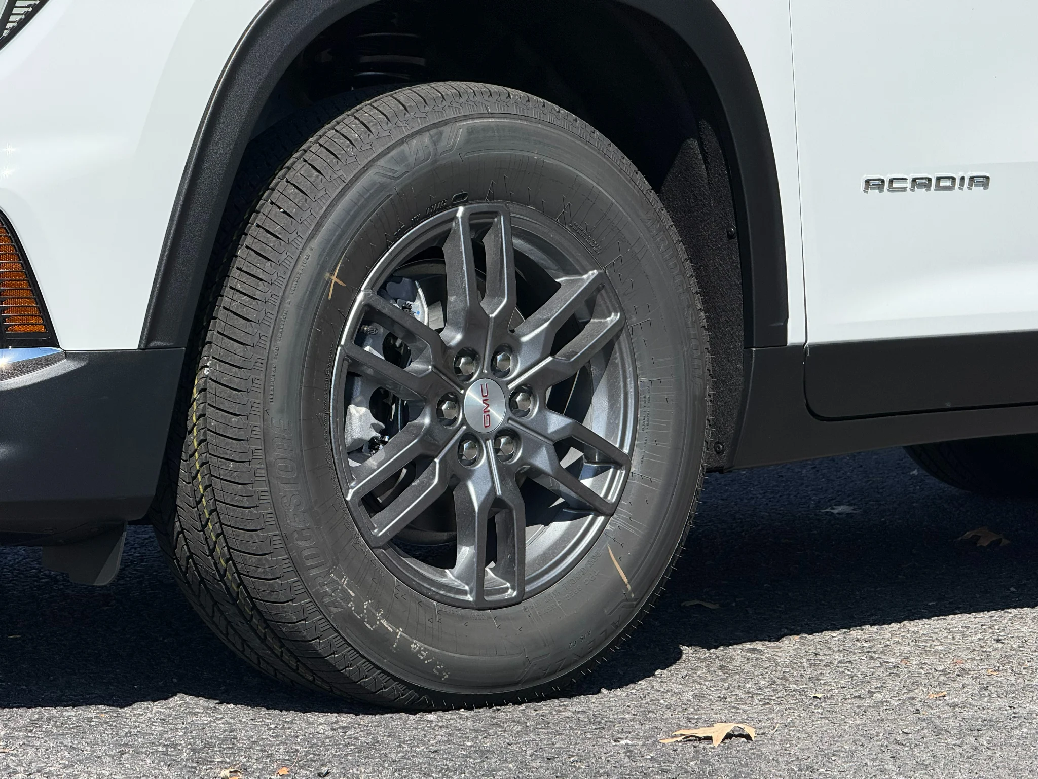 2027 GMC Acadia Elevation - Photo 14