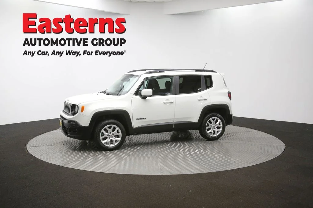 Used 2017 White Jeep Latitude image 56