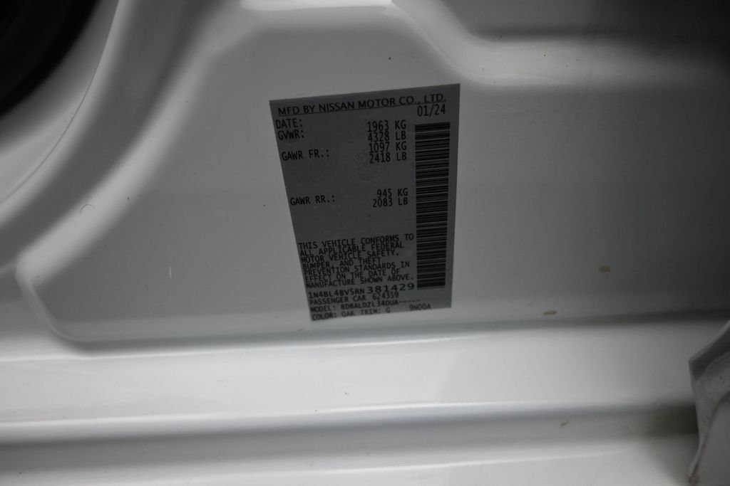 Used 2024 White Nissan 2.5 S image 18