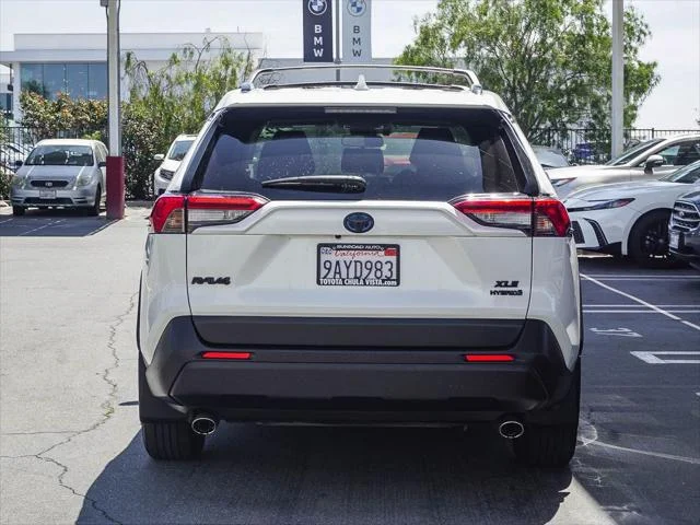 Certified Used 2022 BLIZZARD PEARL Toyota  image 5