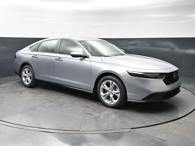 New 2026 Solar Silver Metallic Honda LX image 1