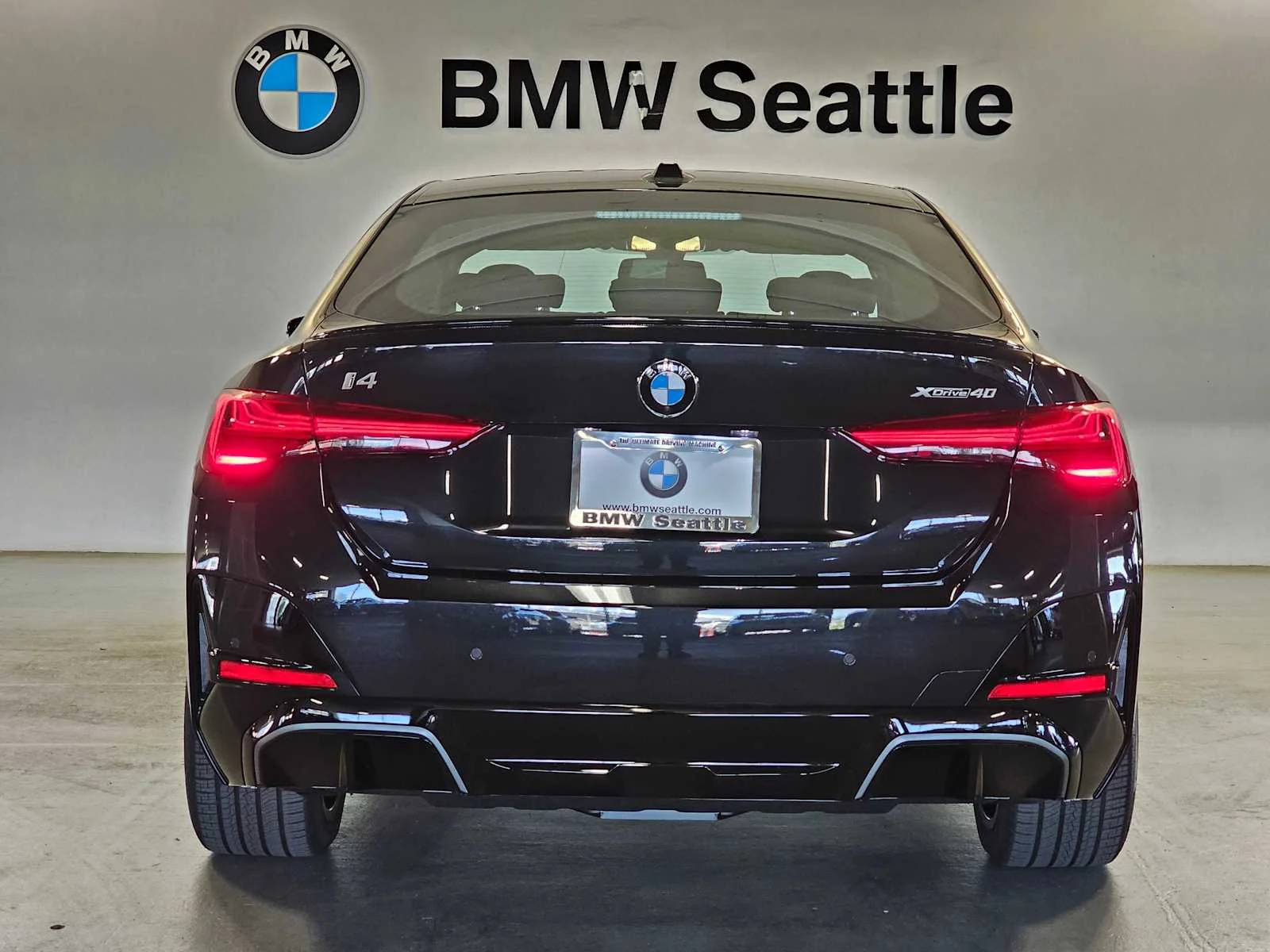 New 2026 Black Sapphire Metallic BMW xDrive40 image 5