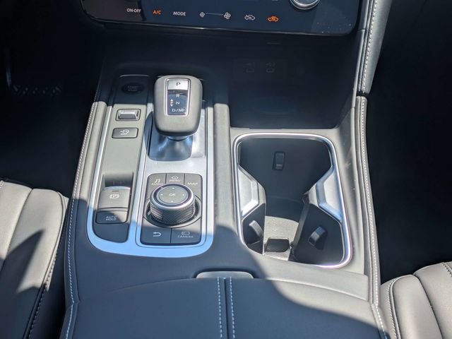 New 2027 White INFINITI PURE image 20