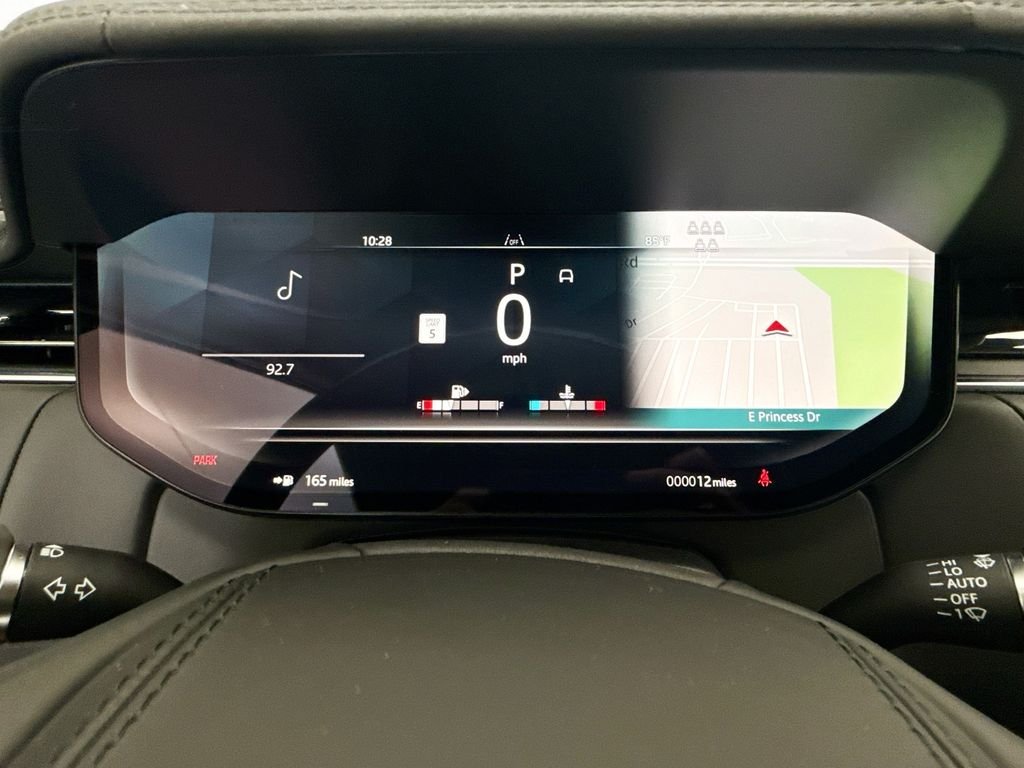 New 2026 Eiger Grey Land Rover SE image 33