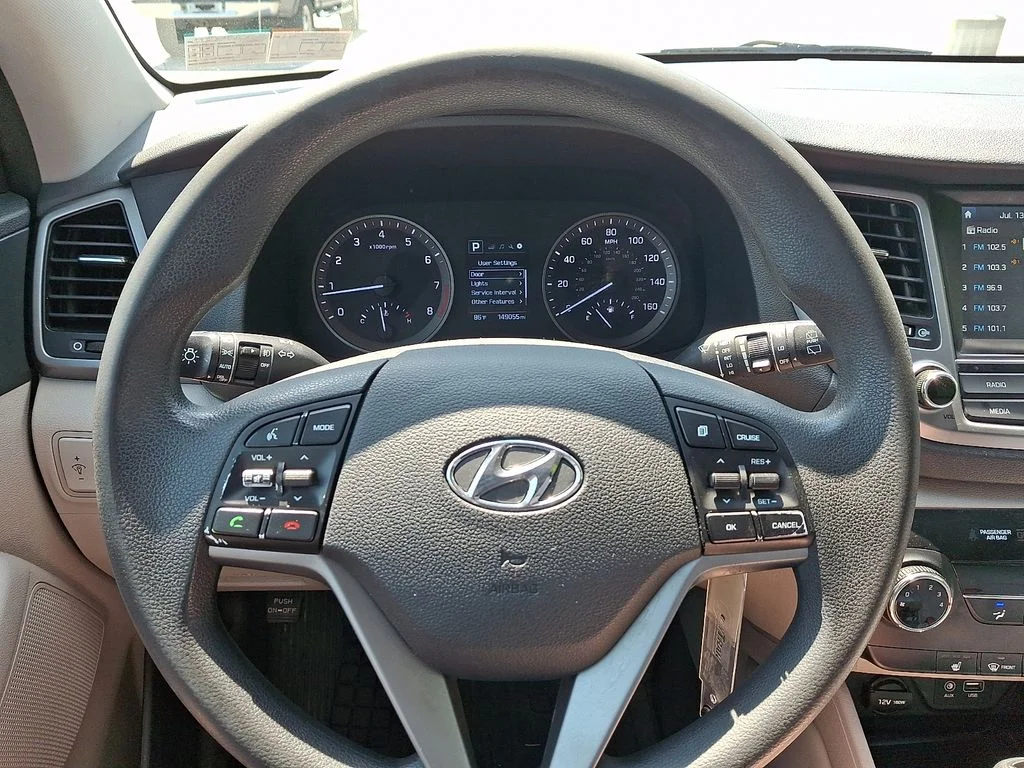 Used 2018 Silver Hyundai SEL image 18