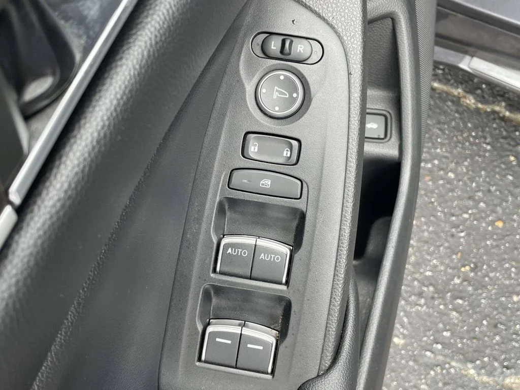 Used 2021 Gray Honda EX-L image 16