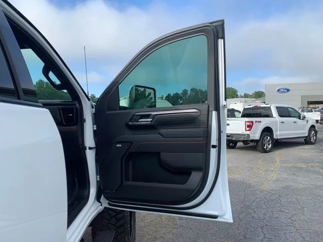 Used 2026 White GMC AT4 image 15