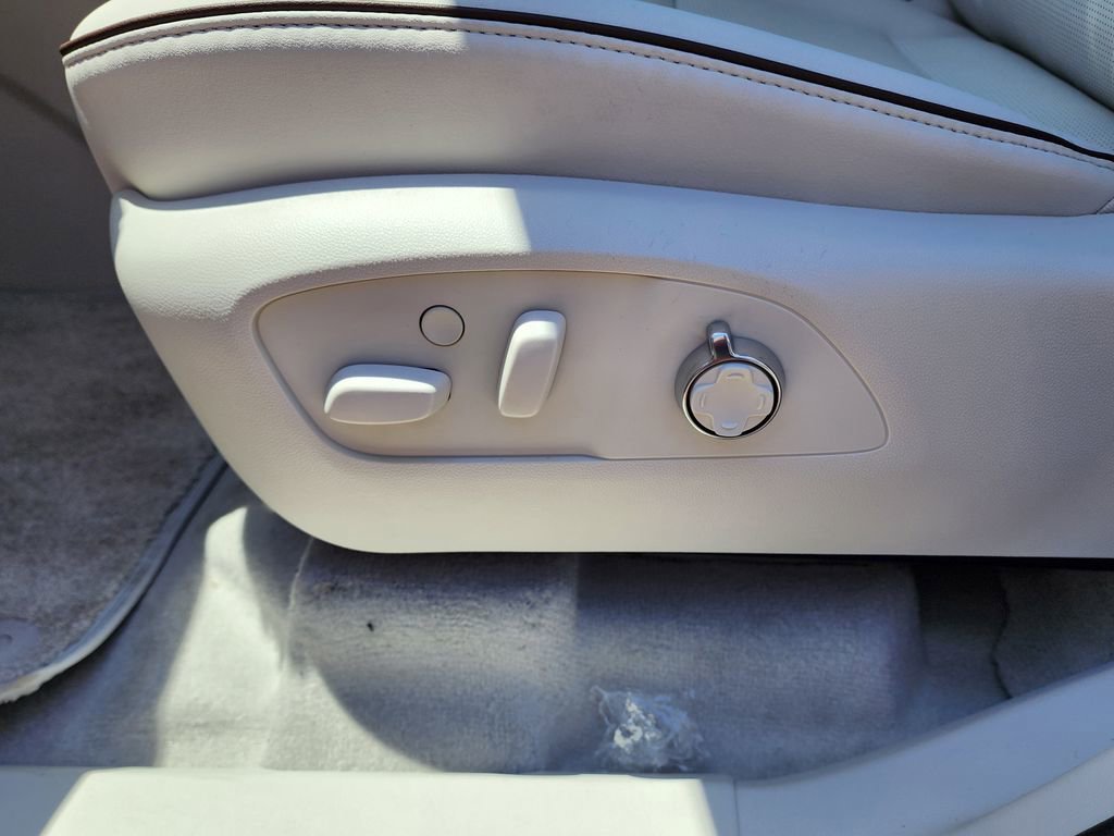 2026 Buick Enclave Avenir - Photo 17
