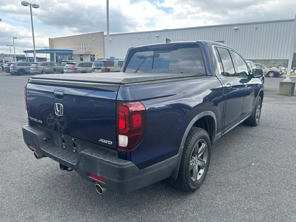 Used 2023 Obsidian Blue Pearl Honda RTL-E image 5