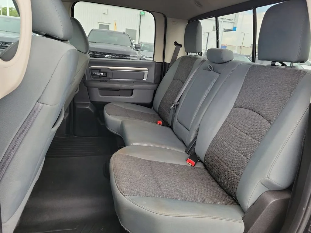 Used 2019 Black Ram Big Horn image 22