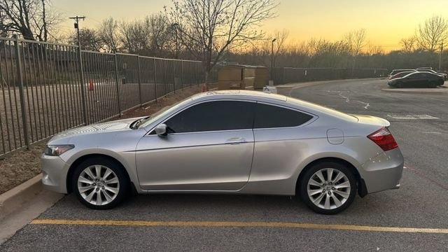 Used 2009 Honda Accord EX-L with VIN 1HGCS21879A010721 for sale in Midwest City, OK