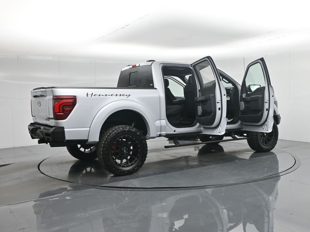 New 2025 Space White Metallic Ford Lariat image 5