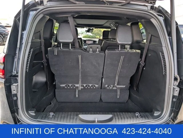 Used 2025 Black Chrysler Limited image 25