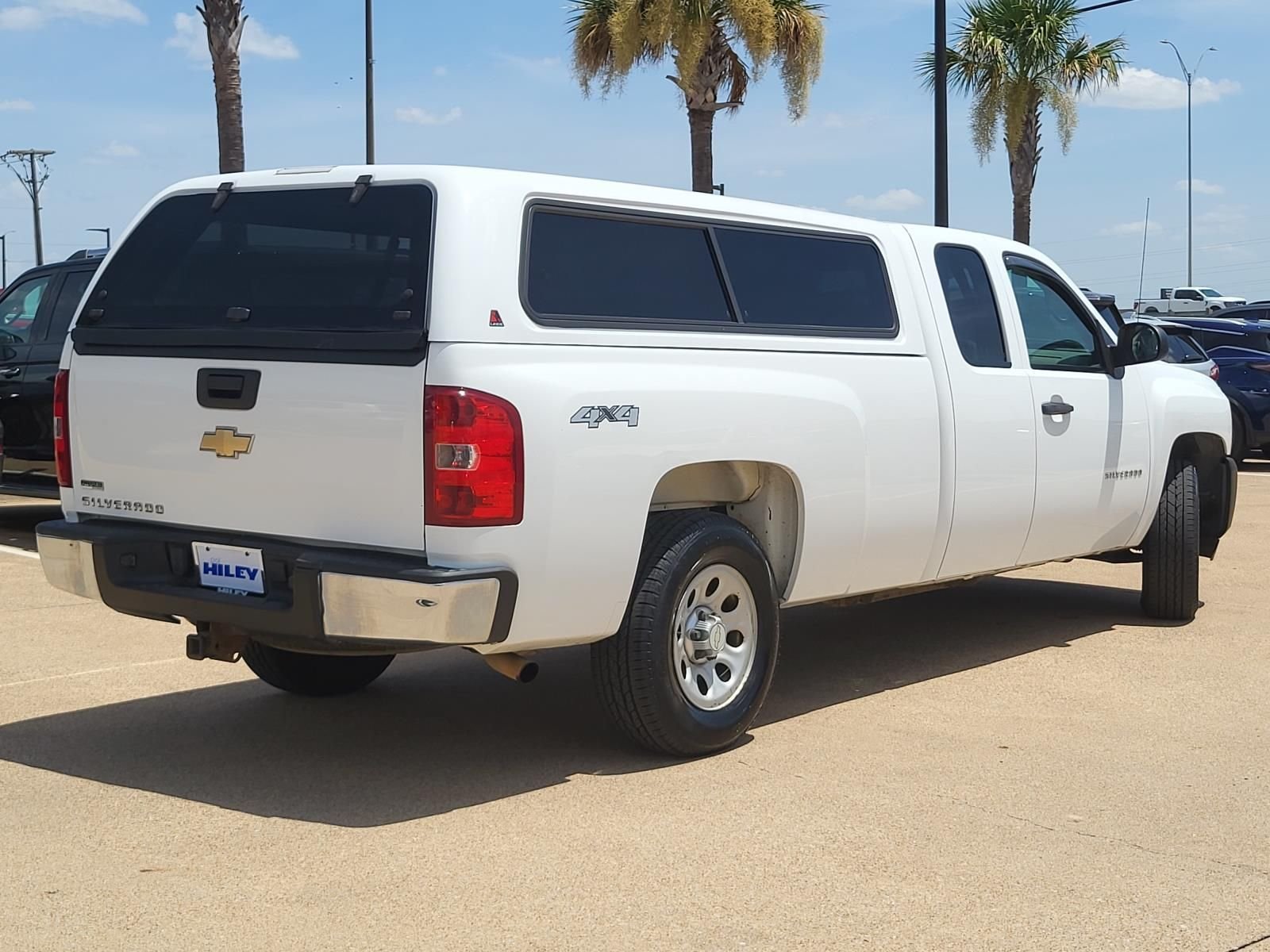 Used 2010 Summit White Chevrolet Work Truck image 4