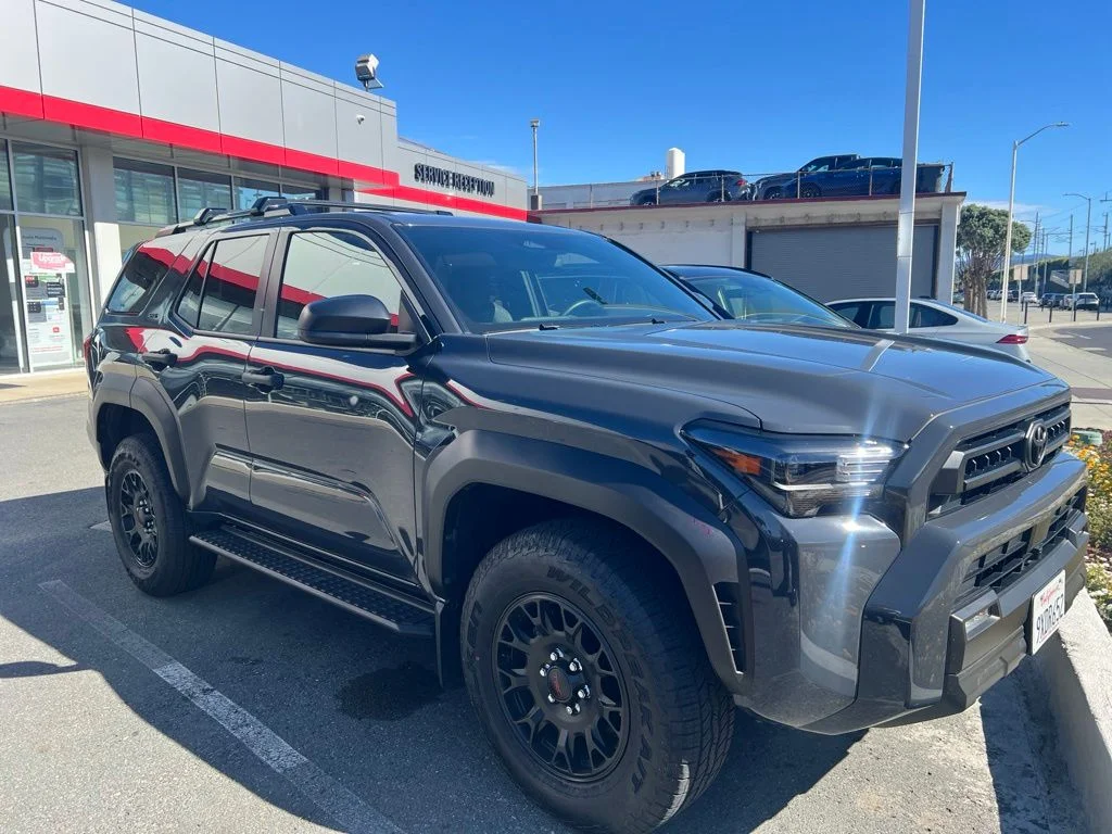 Used 2026  Toyota SR5 image 12