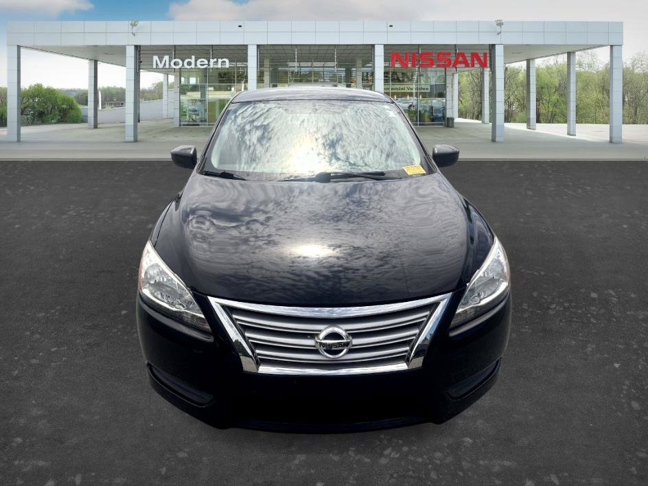 Used 2015 Super Black Nissan SV image 8