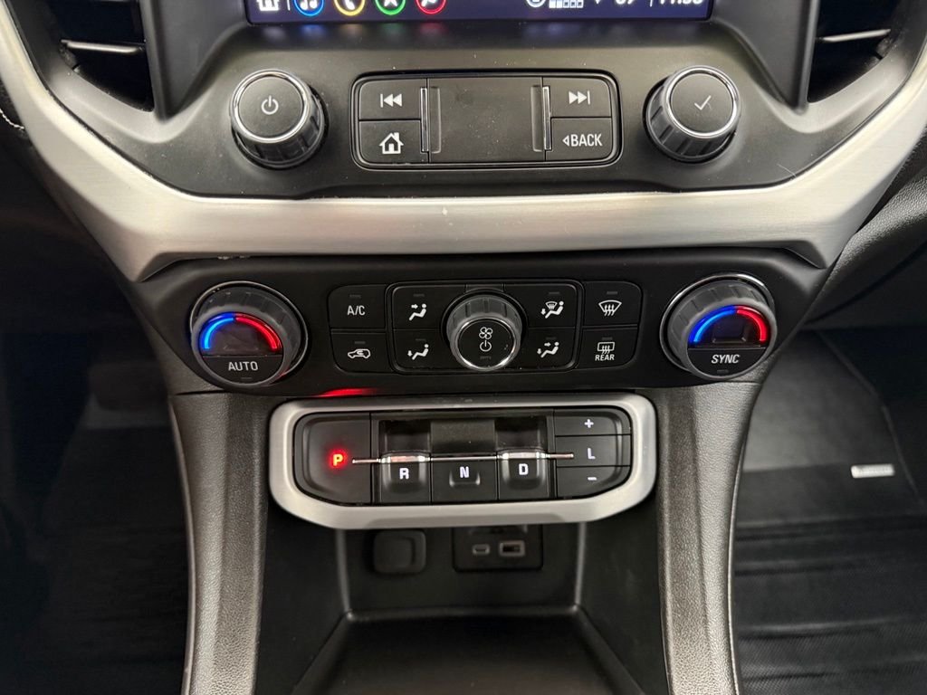 Used 2023 Silver GMC SLT image 52