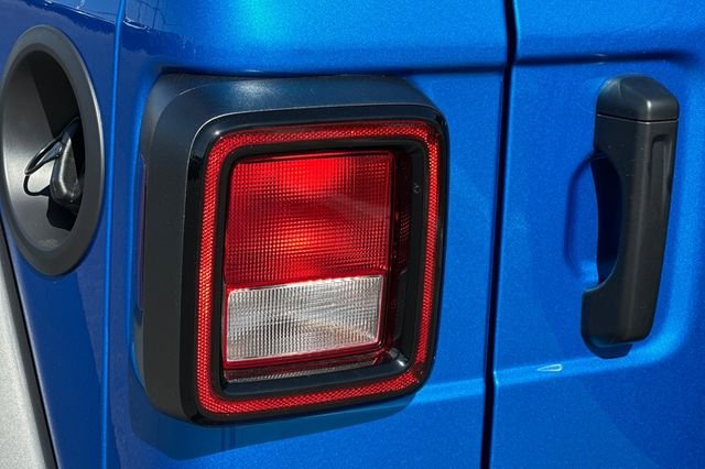 2025 Jeep Wrangler 4-Door Sport S - Photo 20