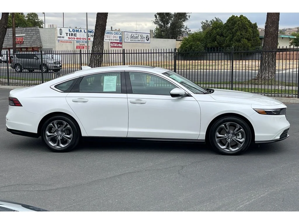 Certified Used 2025 Platinum White Pearl Honda HYBRID EX-L image 7