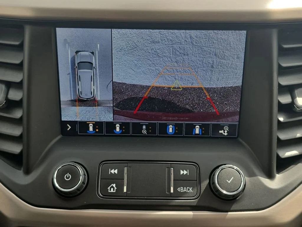 2020 GMC Acadia Denali - Photo 15