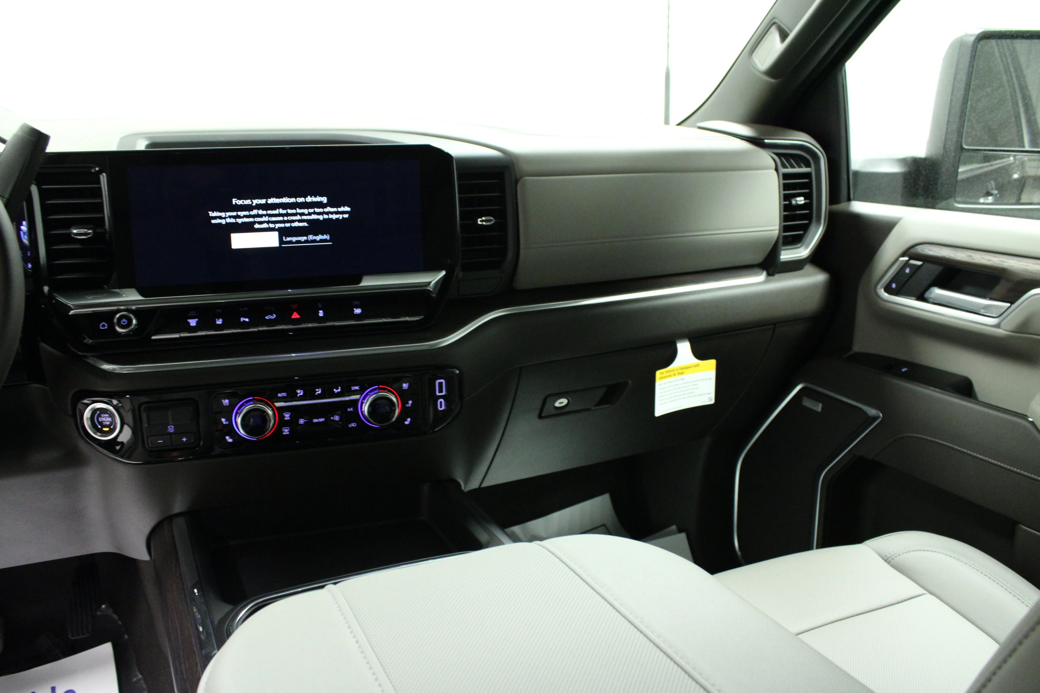 New 2026 Titanium Rush Metallic GMC SLT image 19