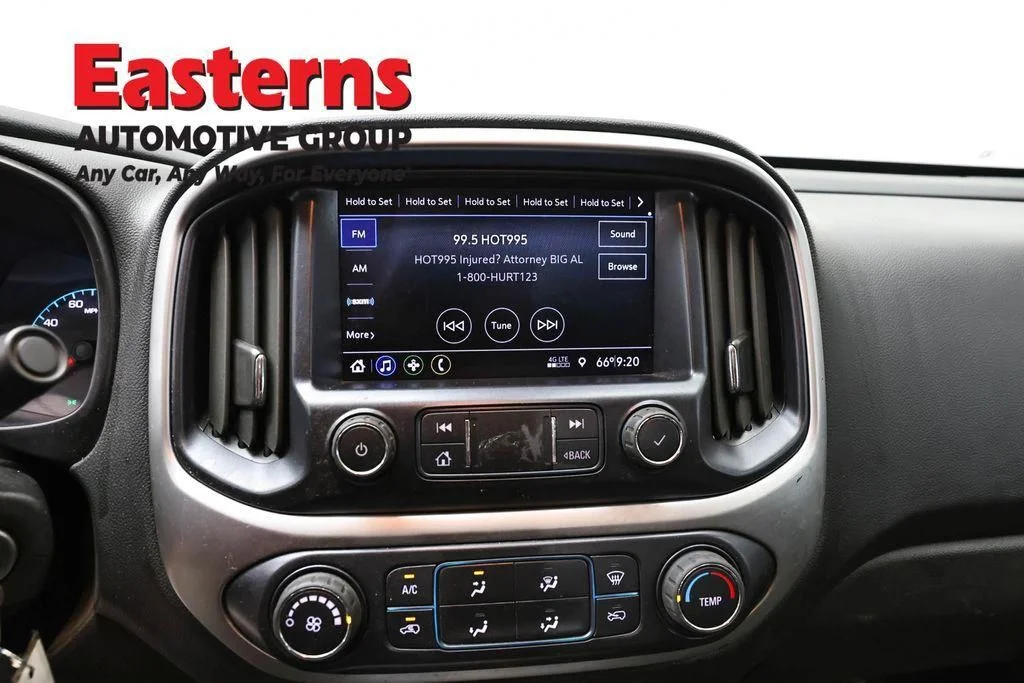 Used 2022 White Chevrolet LT image 14