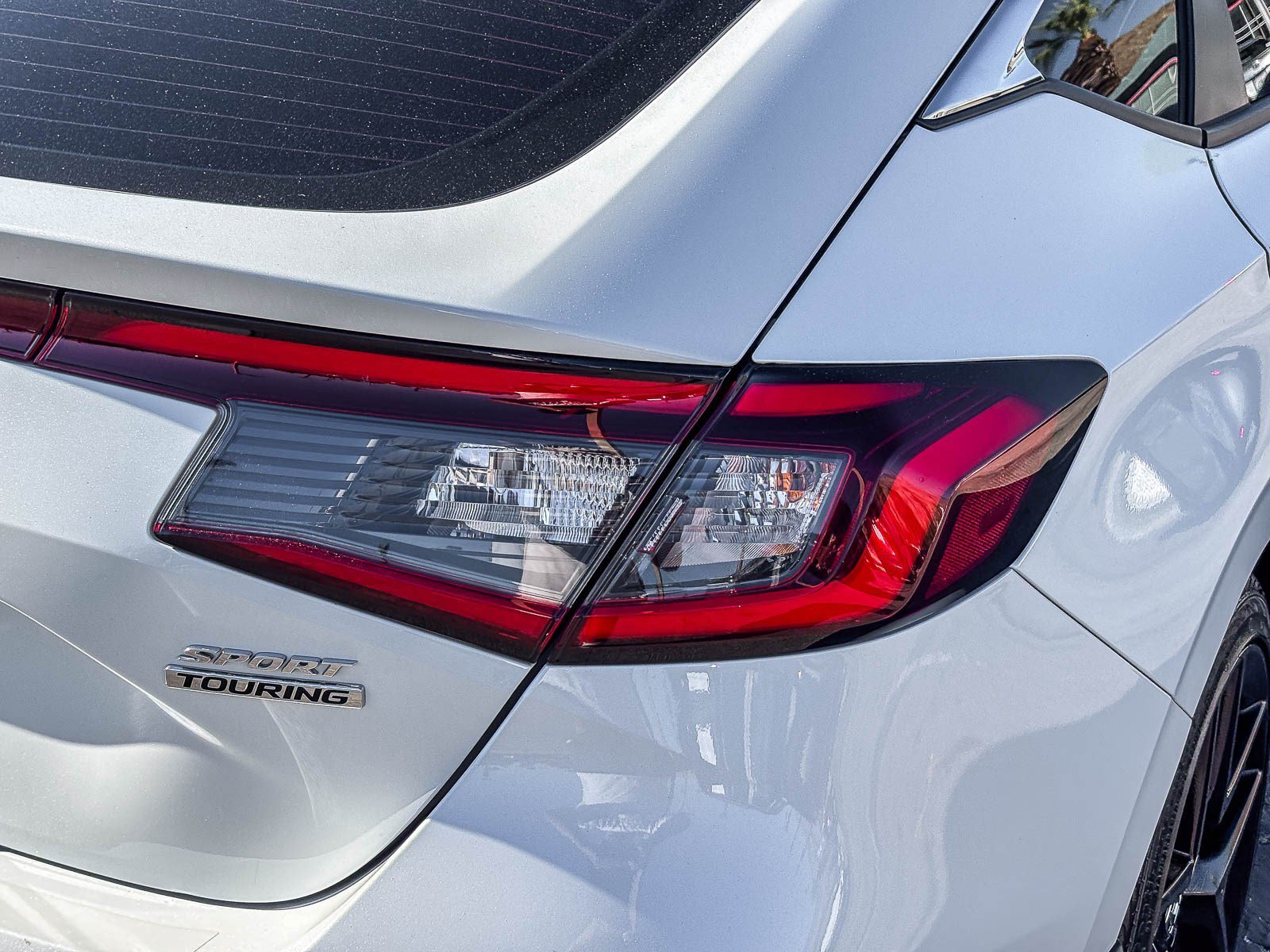Used 2024 Platinum White Pearl Honda Sport Touring image 7