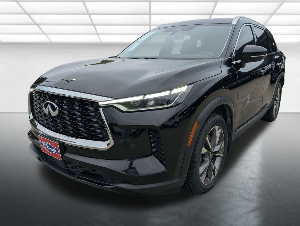 Used 2023 Black INFINITI LUXE AWD image 28