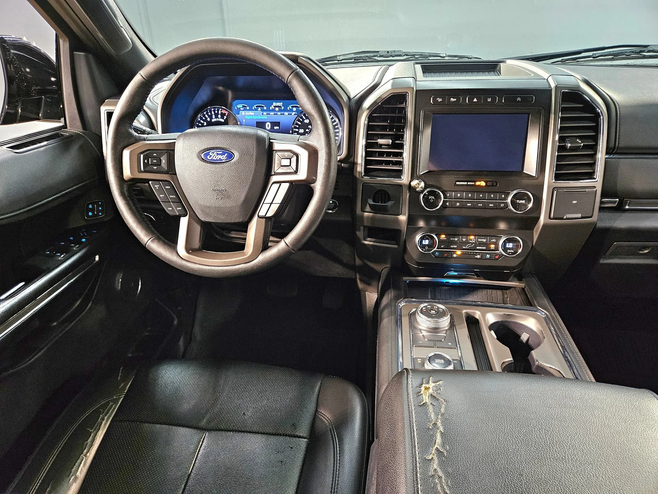 Used 2020 Agate Black Ford XLT image 9