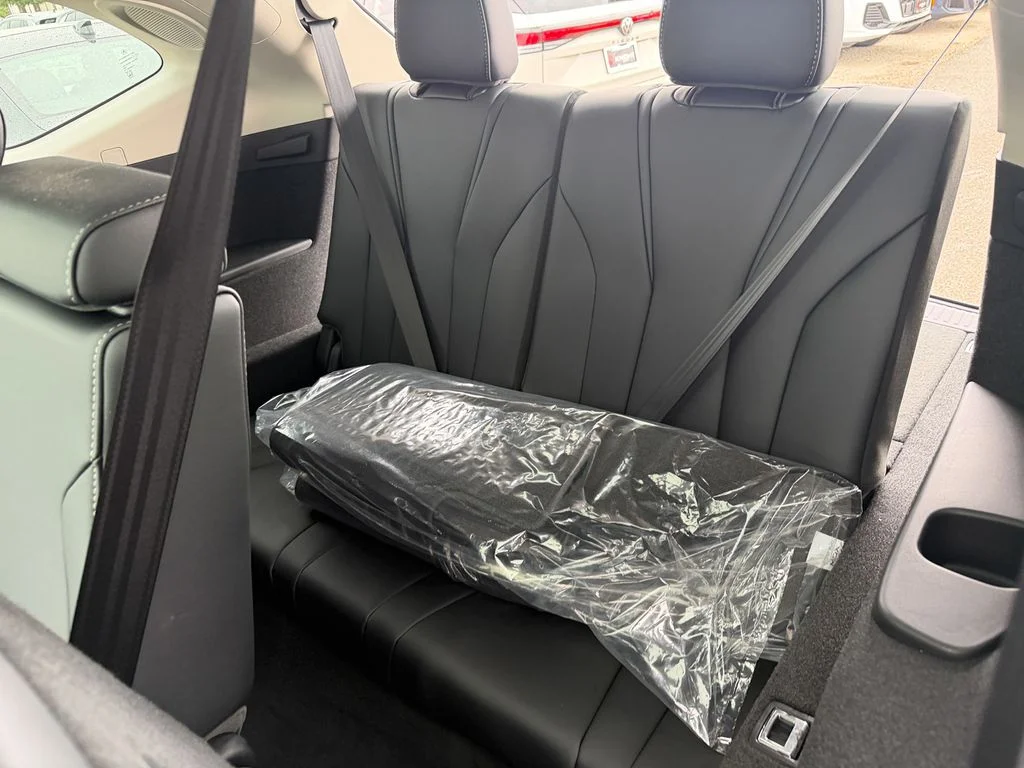 New 2026 Platinum White Acura Technology Package image 25