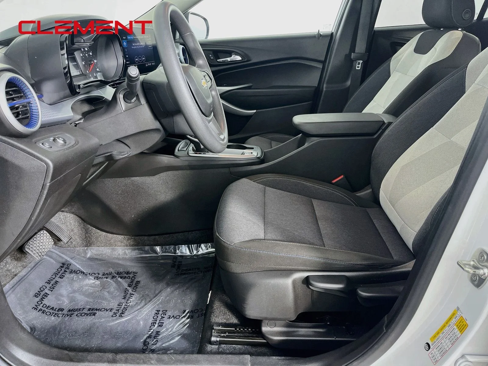 Used 2024 White Chevrolet LS image 26