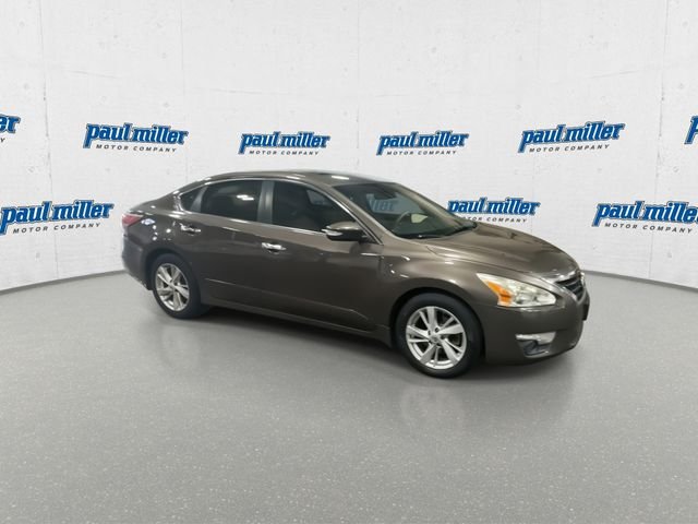Used 2015 Brown Nissan 2.5 SV image 7