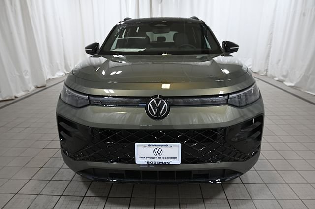 New 2026 Green Volkswagen 2.0T SE R-Line Black image 15