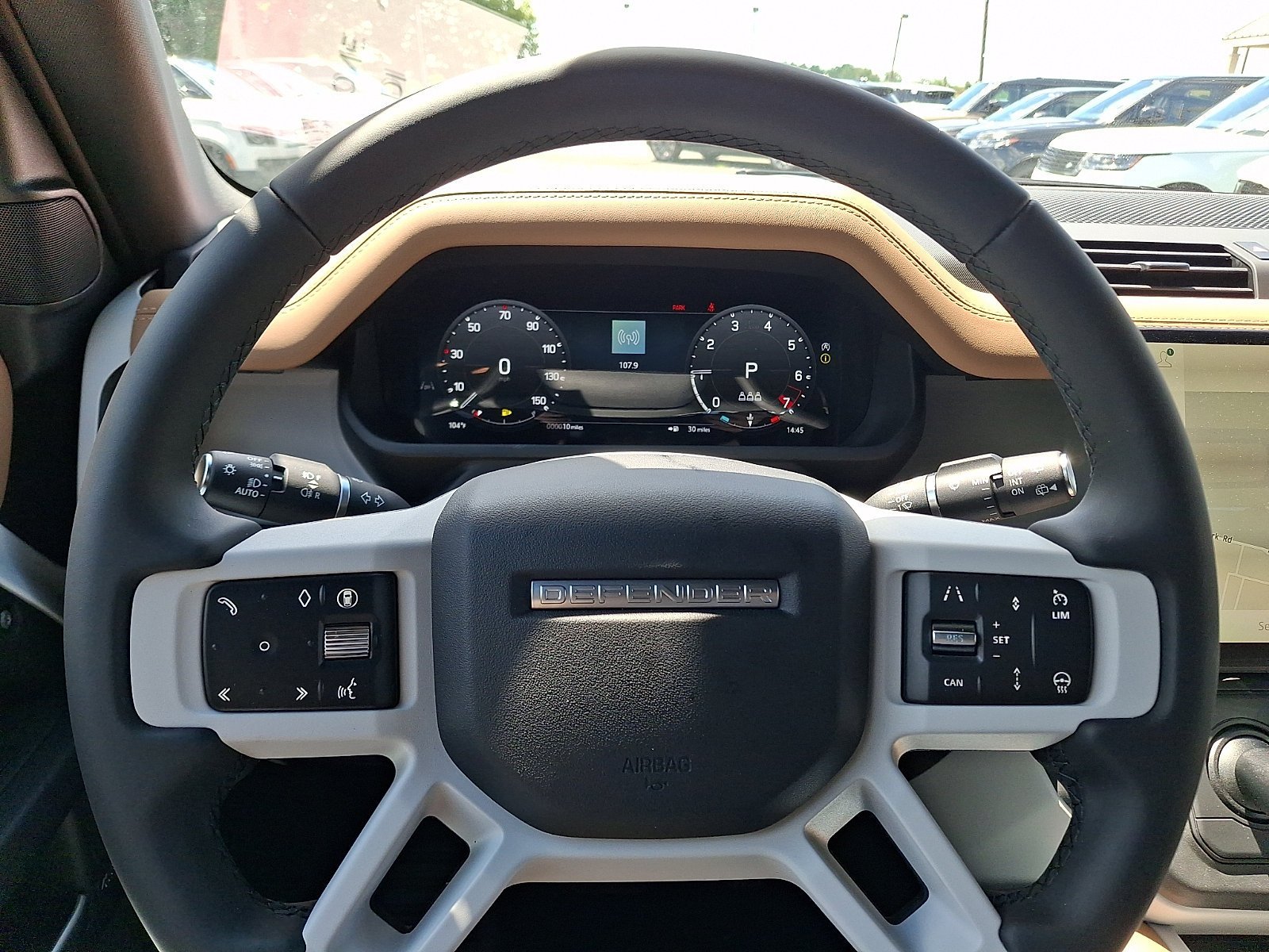 New 2026 Fuji White LAND ROVER X-Dynamic SE image 12