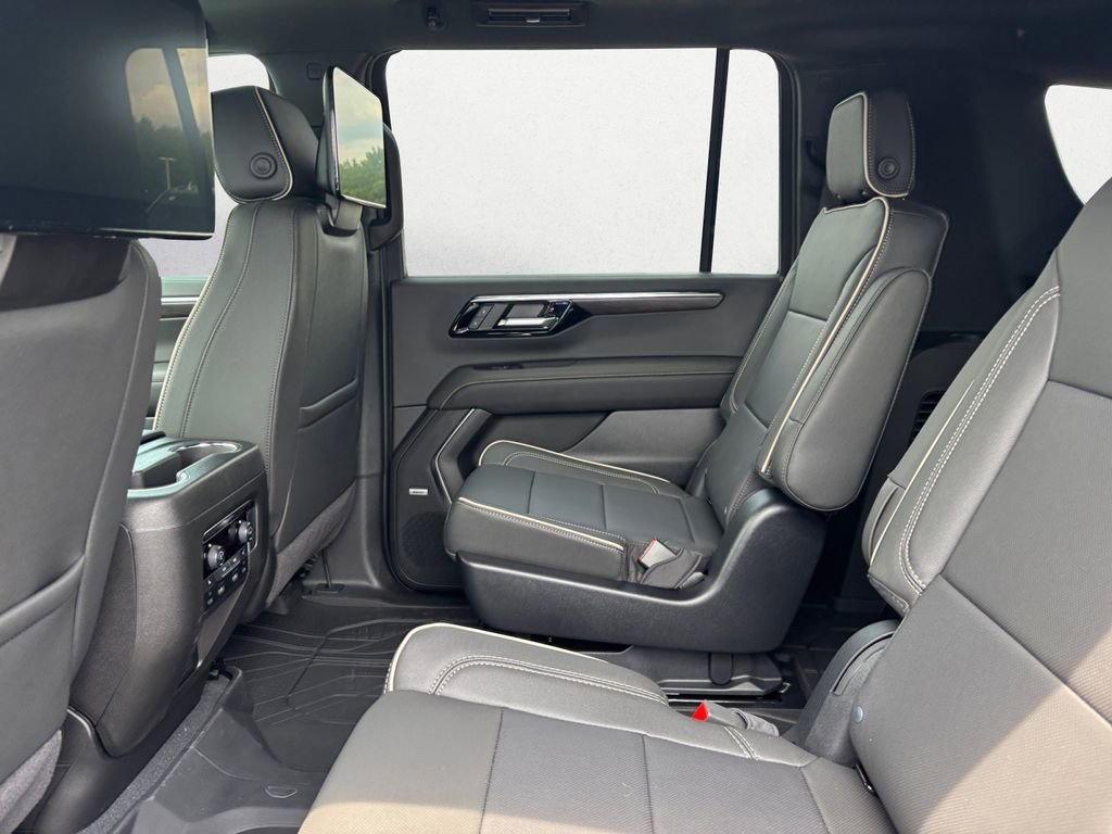 New 2026 Sterling Gray Metallic Chevrolet Premier image 9