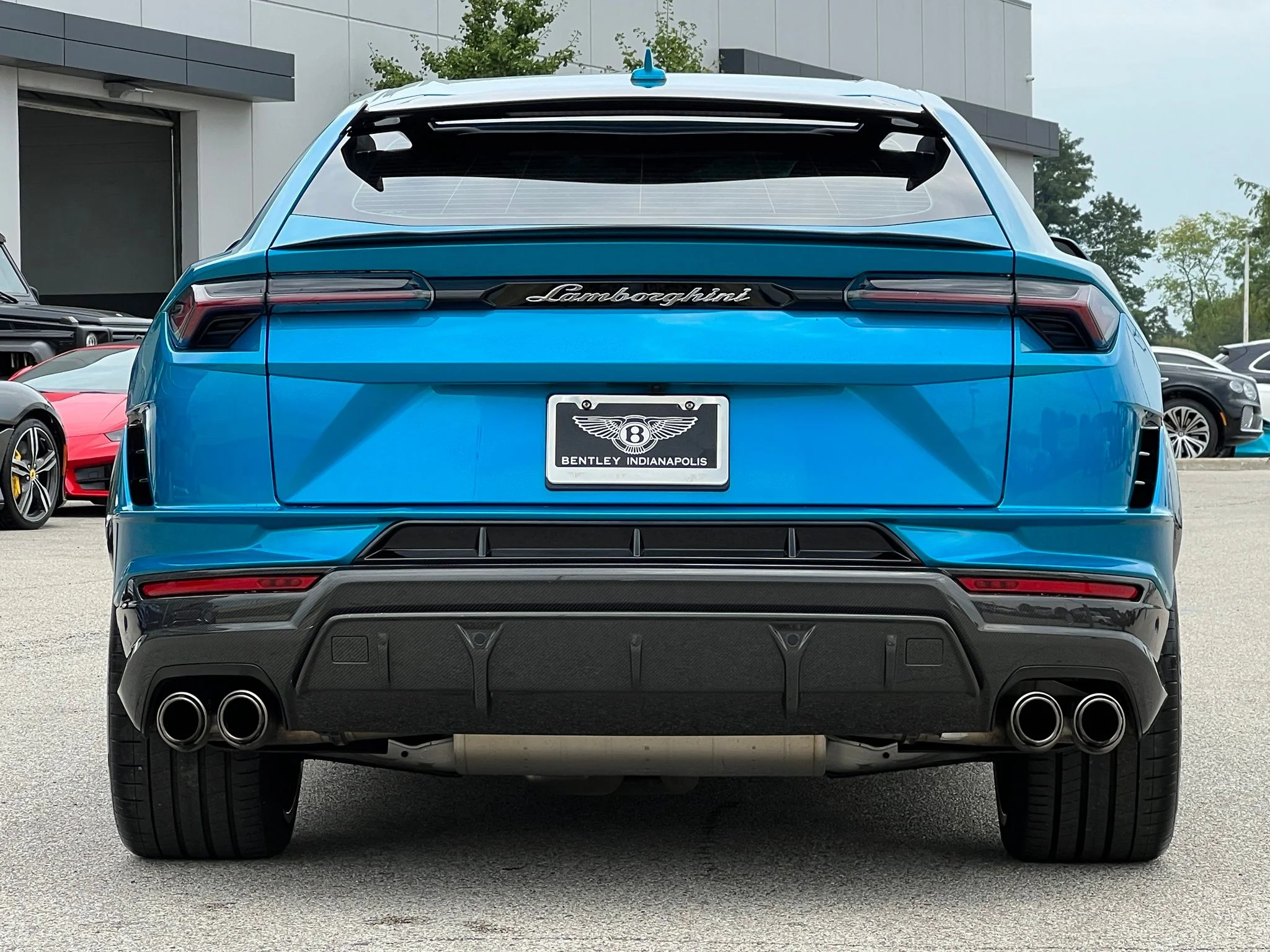 Used 2023 Blue Lamborghini Performante image 4