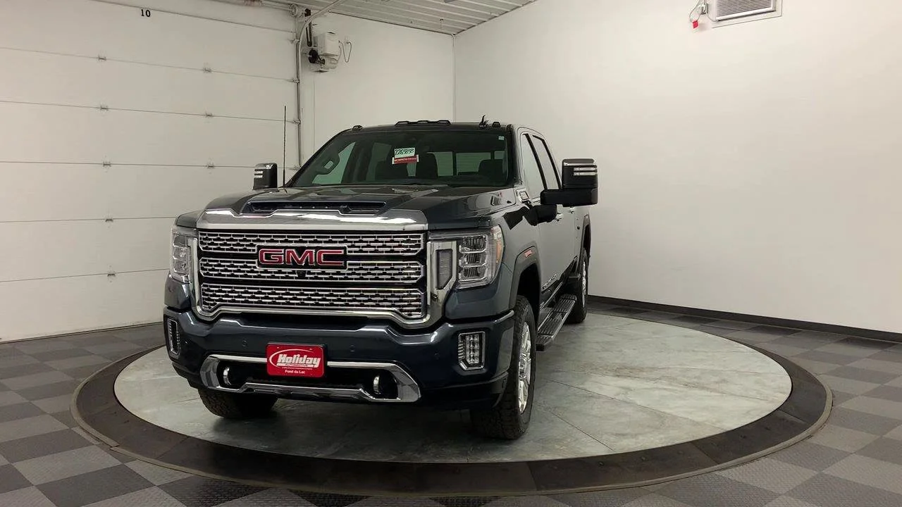 Used 2020 DARK SKY METALLIC GMC Denali image 3