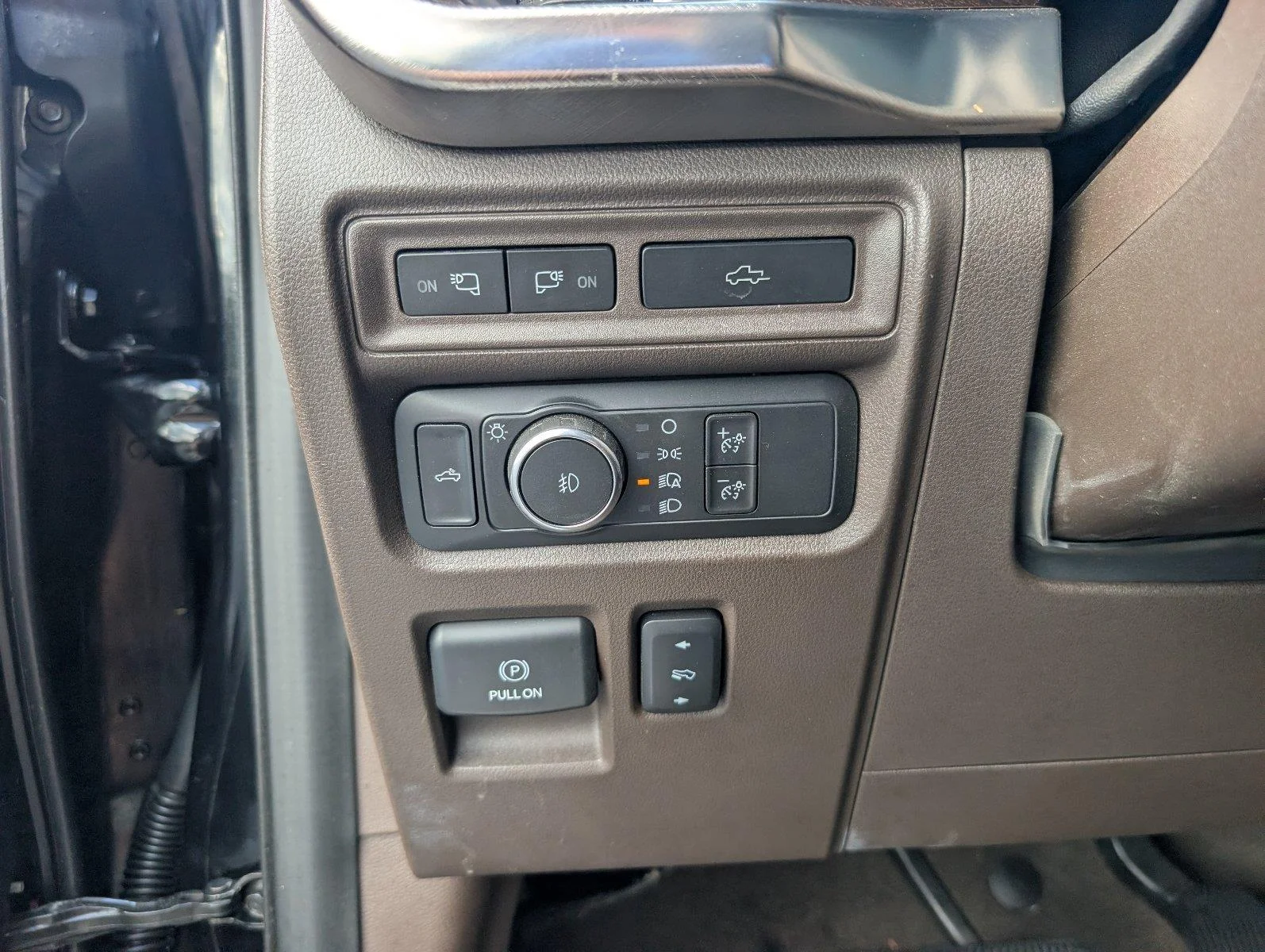 Used 2021 Agate Black/Stone Gray Ford King Ranch image 32
