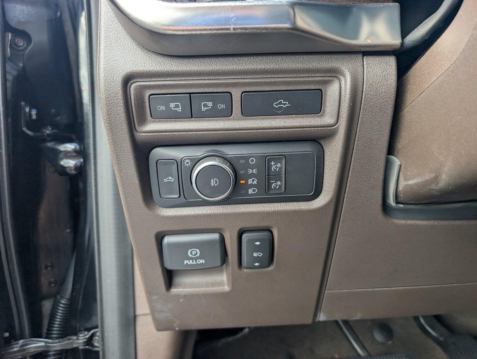 Used 2021 Agate Black/Stone Gray Ford King Ranch image 32