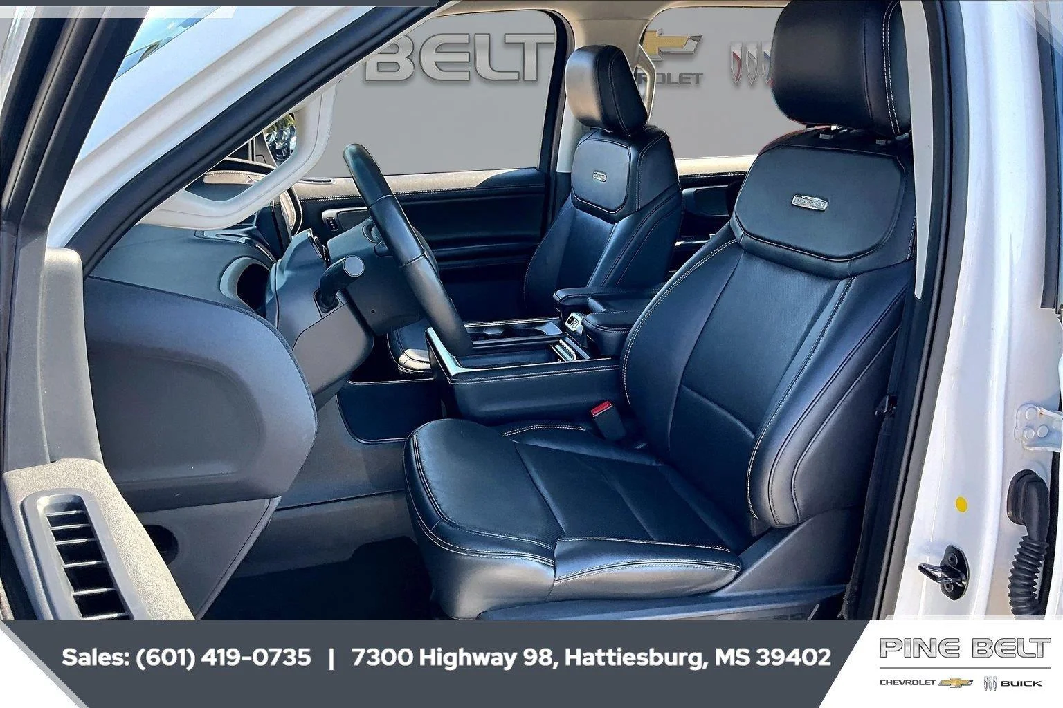 Used 2025 Oxford White Ford Platinum image 18