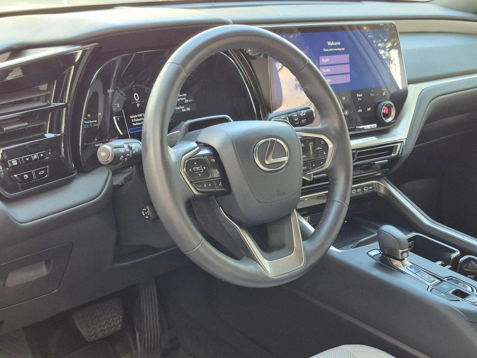 Certified Used 2025 Wind Chill Pearl Lexus  image 10