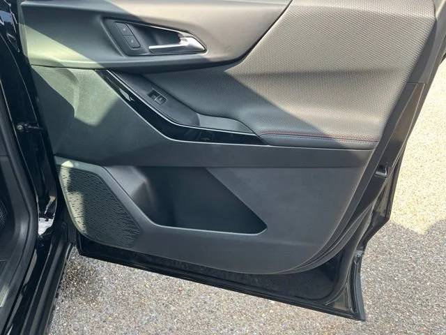 Used 2025 Mosaic Black Metallic Chevrolet RS image 28