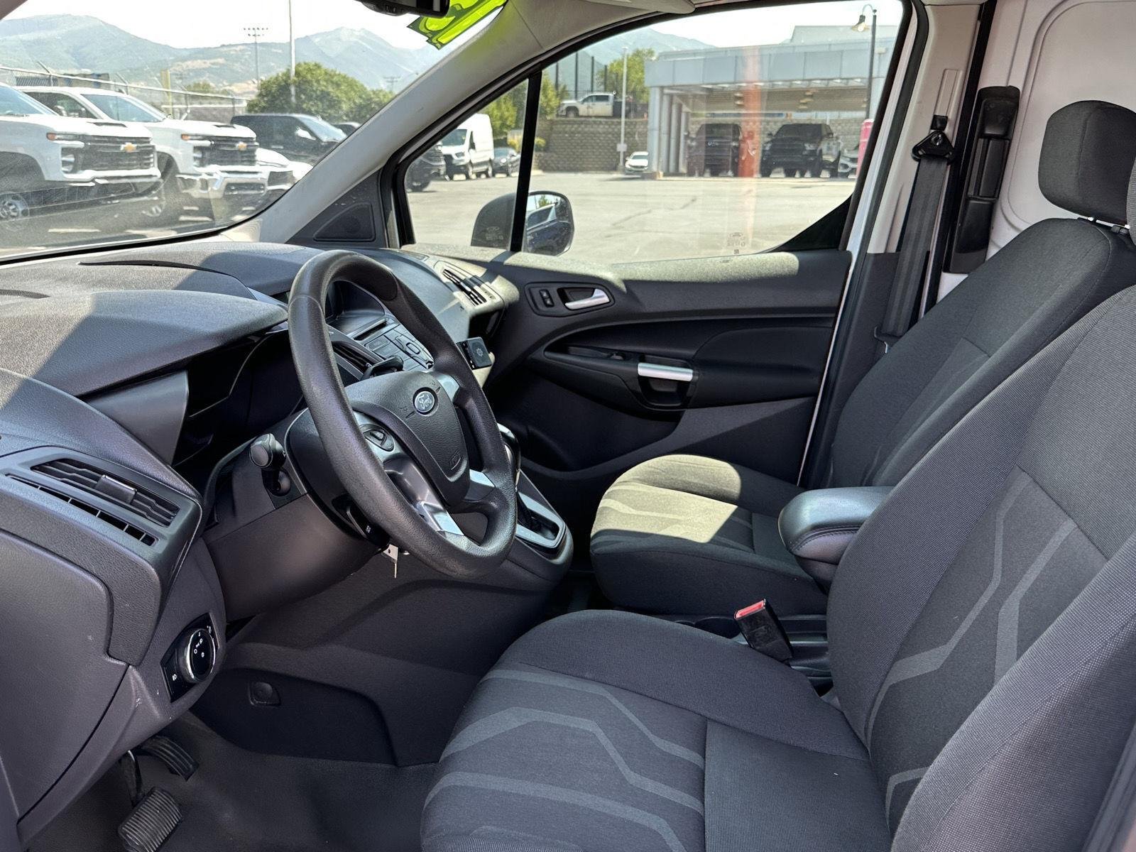 2015 Ford Transit Connect XLT - Photo 28