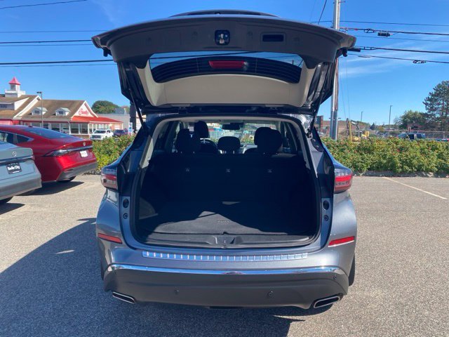 Used 2020 Gun Metallic Nissan SV image 5