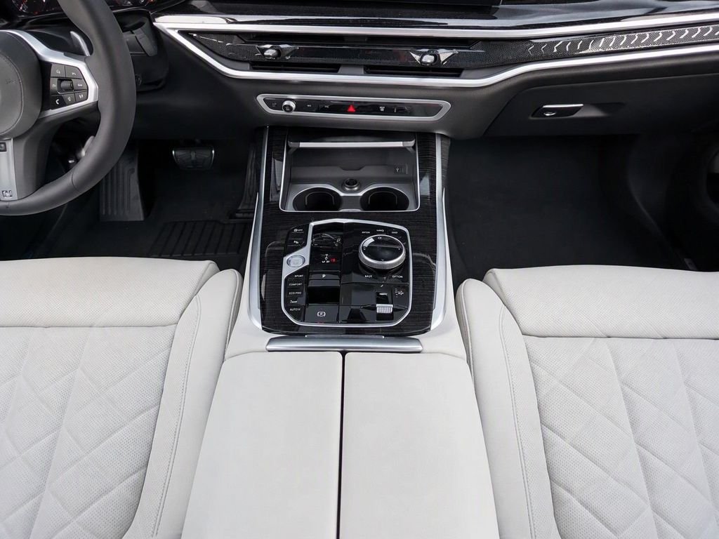 New 2027 Alpine White BMW xDrive40i image 29