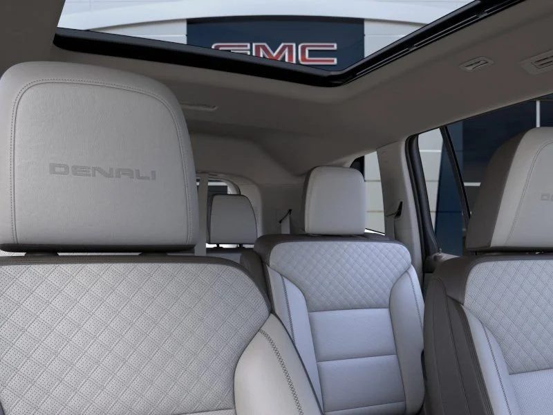 2026 GMC Acadia Denali - Photo 24