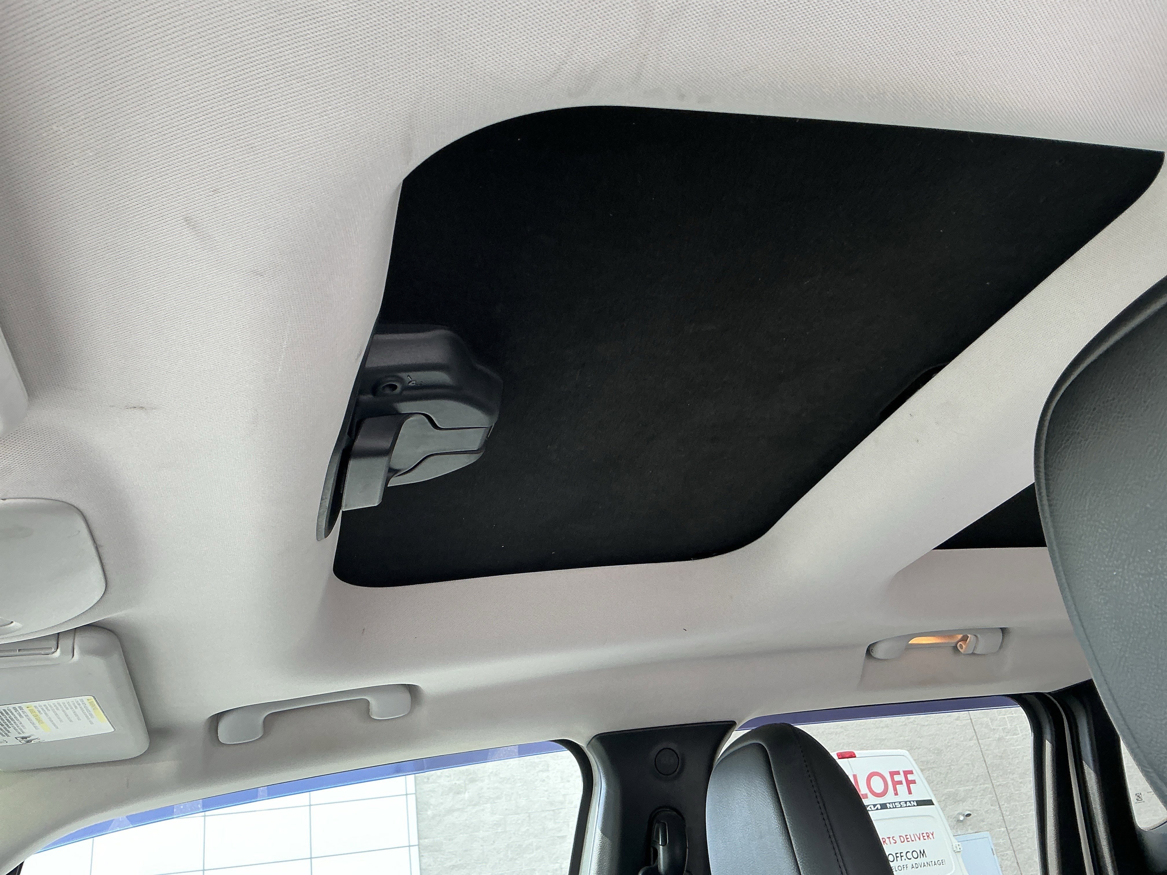 Used 2017 Alpine White Jeep Deserthawk image 12
