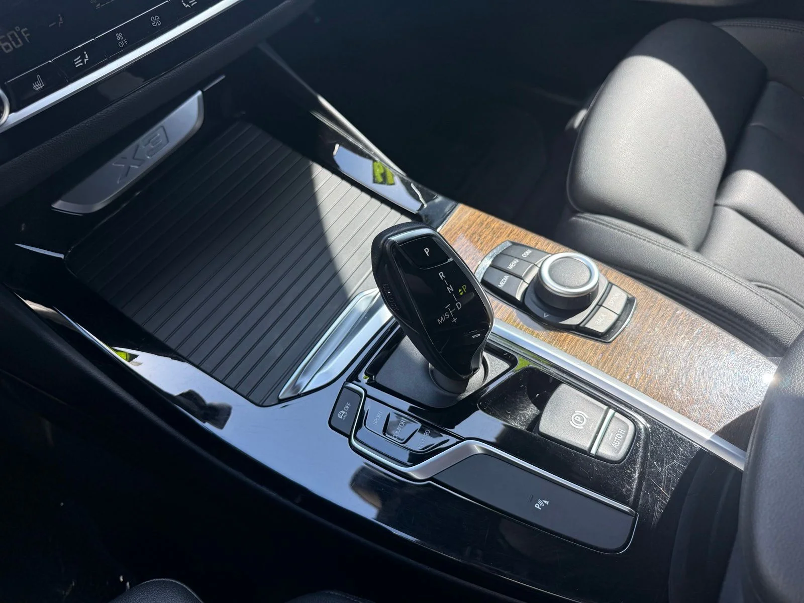 Used 2019 Gray BMW sDrive30i image 19