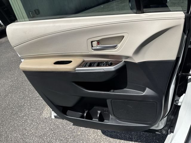 Used 2024 Beige Toyota XLE image 25